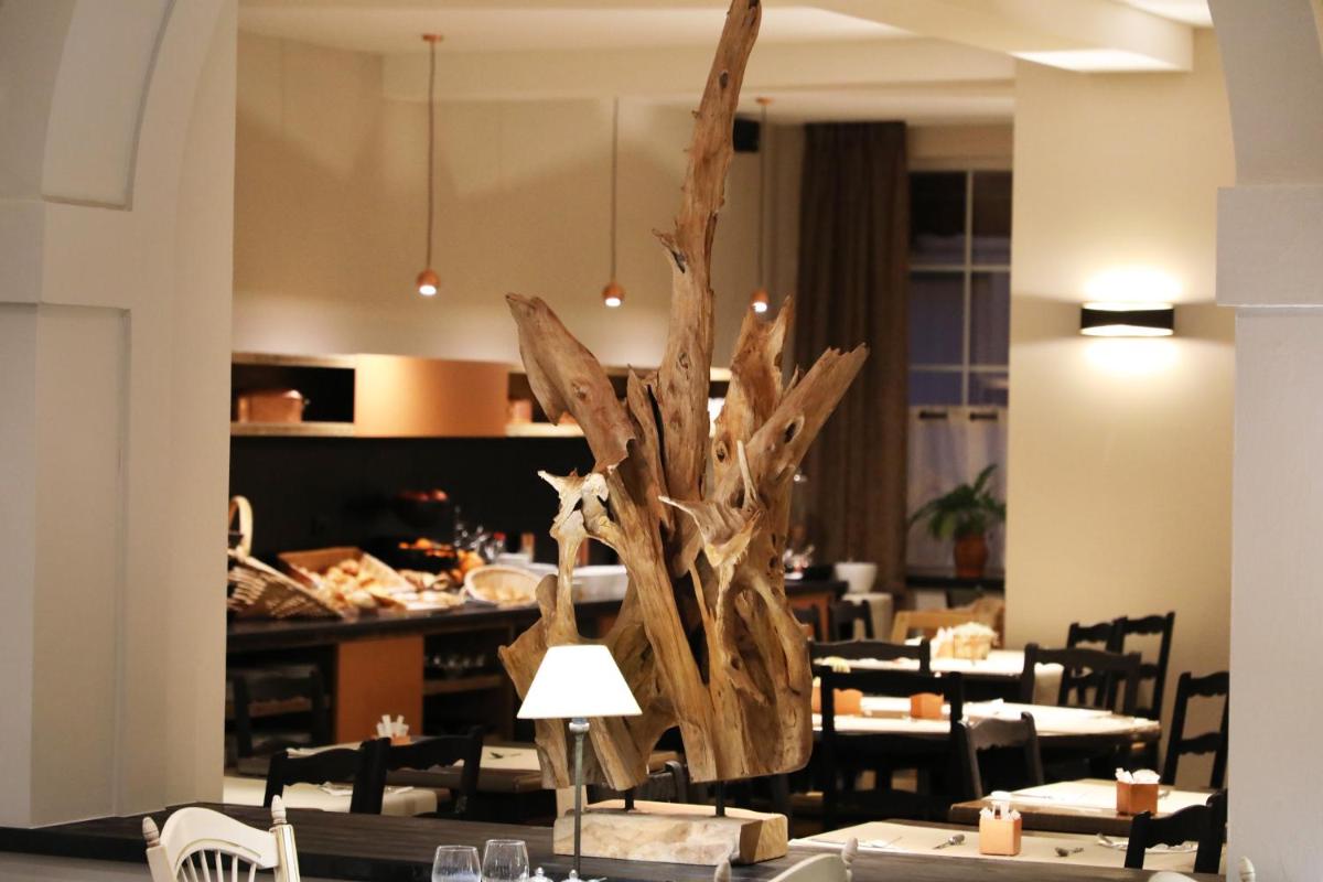 Nourriture dans l'hôtel ou à proximité