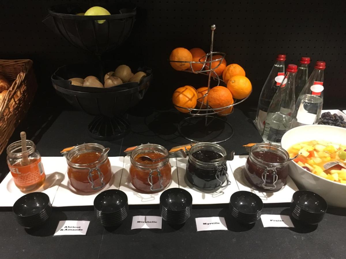 Nourriture dans l'hôtel ou à proximité