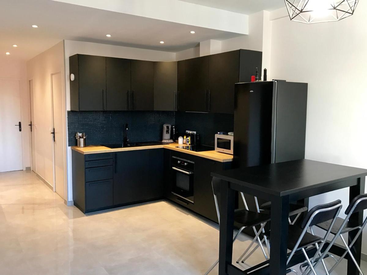 Appartement InterContinental Vieux-Port - New, Nice & Comfy - Housity
