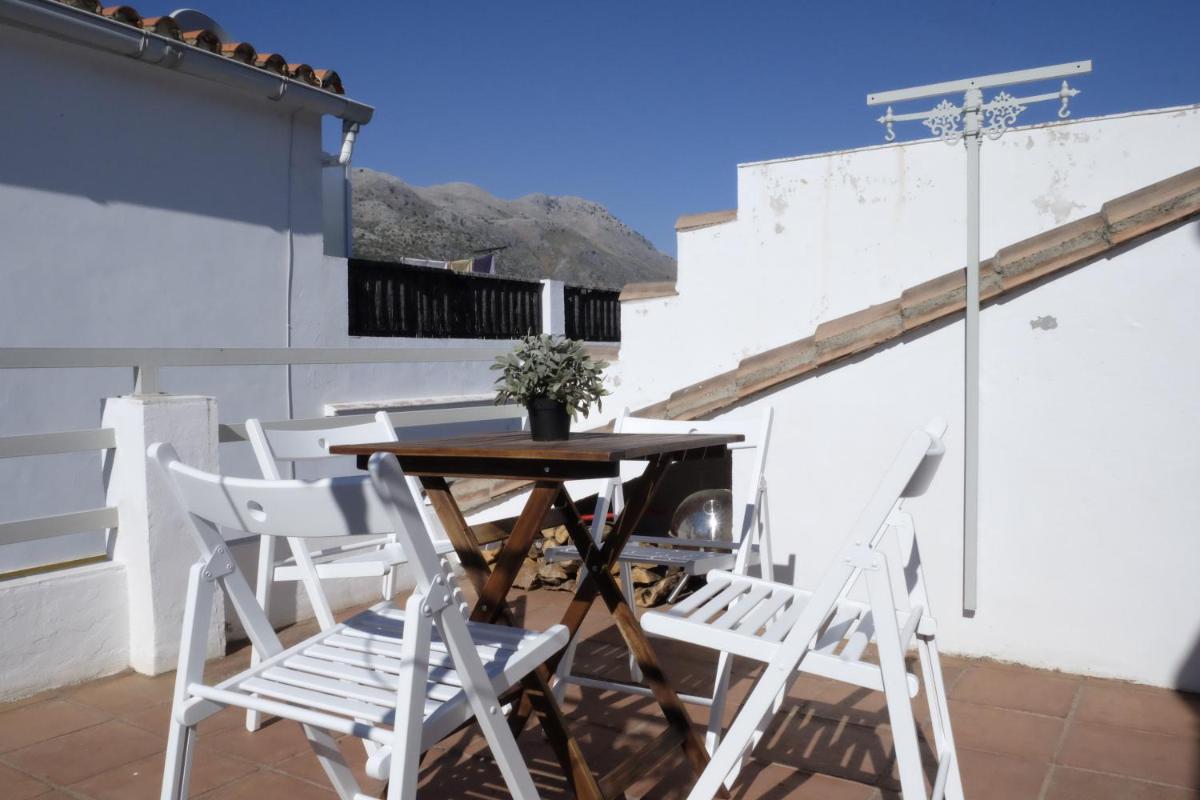 Cortes de la Frontera Townhouse - Housity