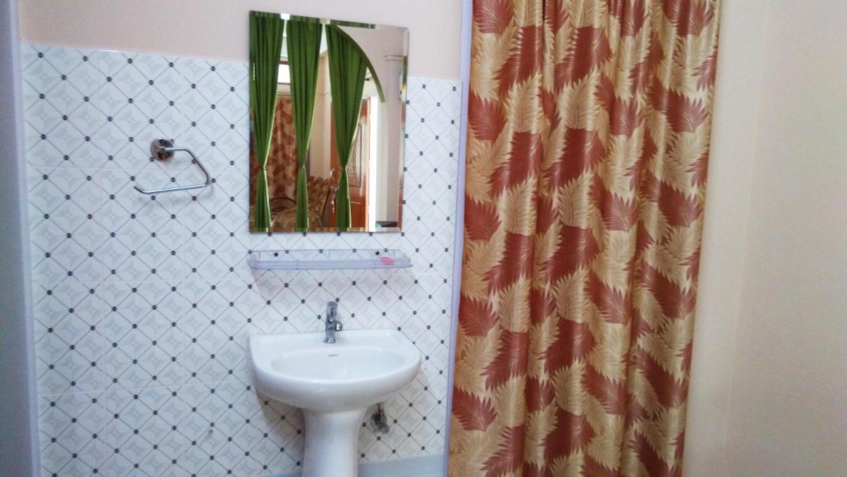 Eagle Nest Home Stay - Housity