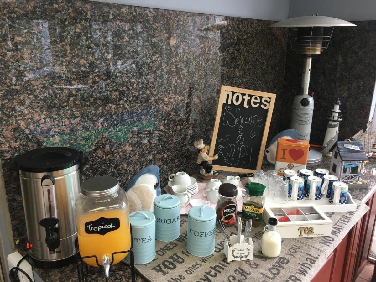 Isle La Breeze Guest House - Housity