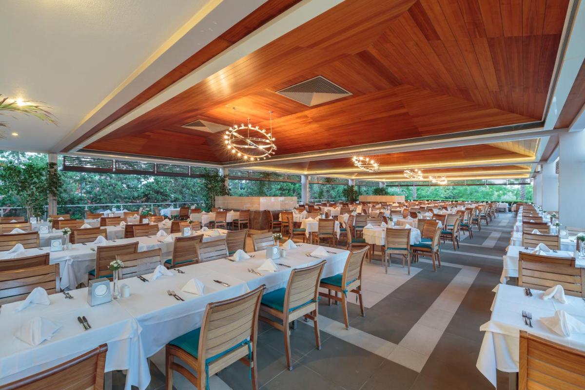 Sunis Elita Beach Resort Hotel & SPA - Housity