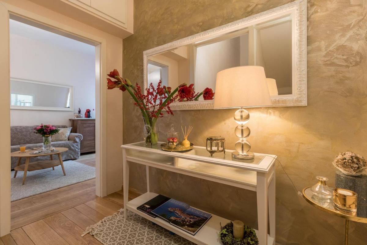 Apartments & Rooms Perla - Hizvo