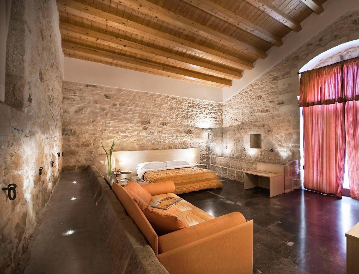Casato Licitra - Housity