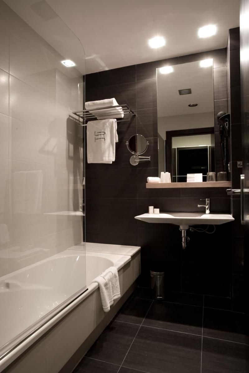 Un baño de Hotel Bienestar Moaña