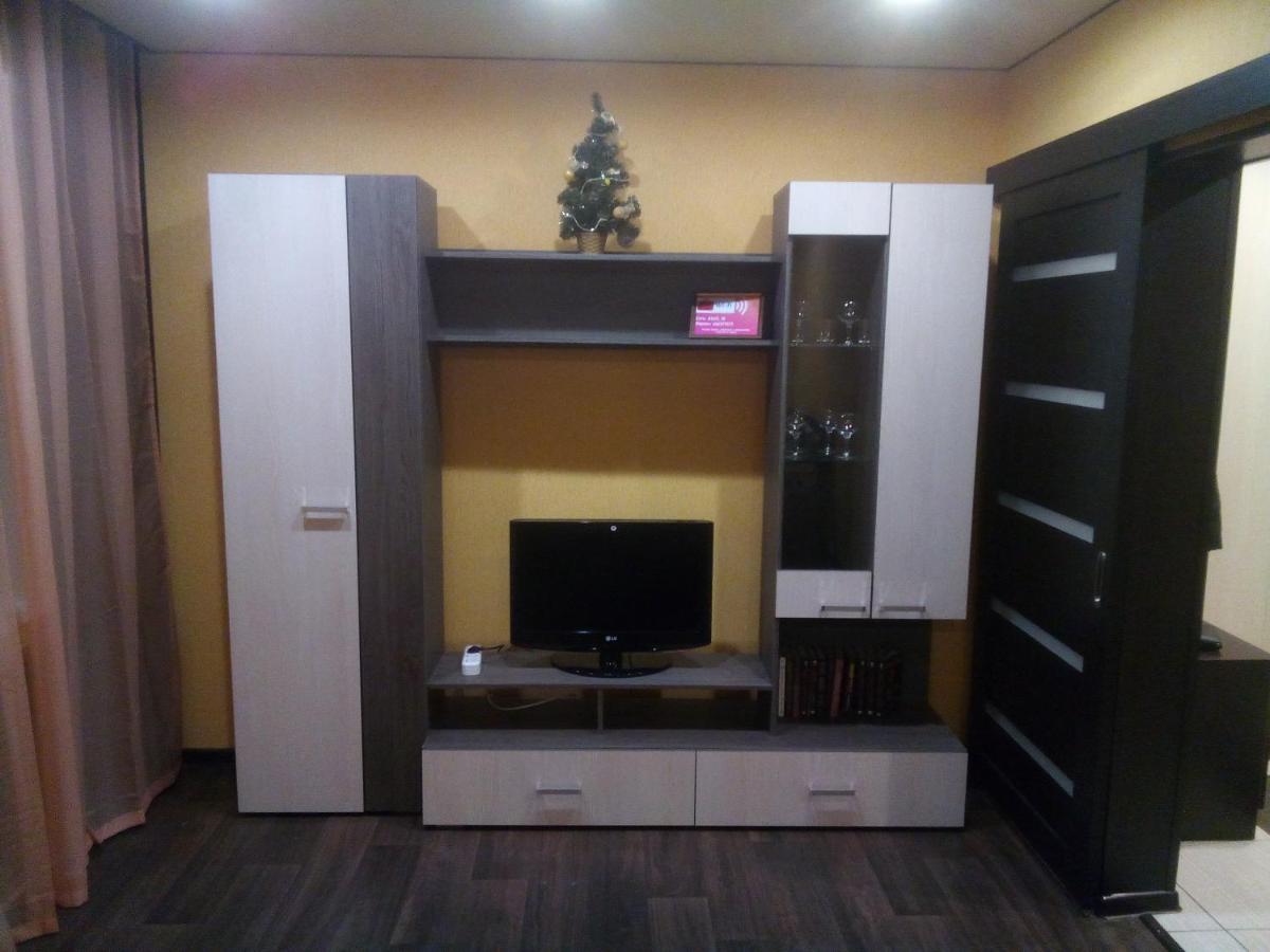 Apartment on Furmanova 1a - Housity