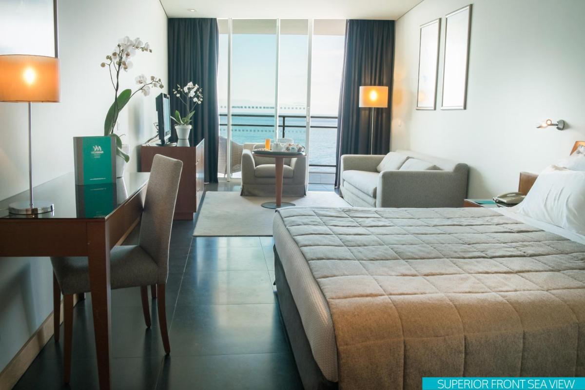 Uma cama ou camas num quarto em VidaMar Resort Hotel Madeira