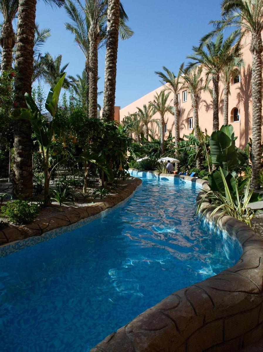 Piscina en o cerca de Playacálida