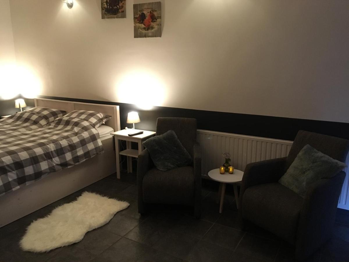 Weibos B&B Camperplaats - Housity
