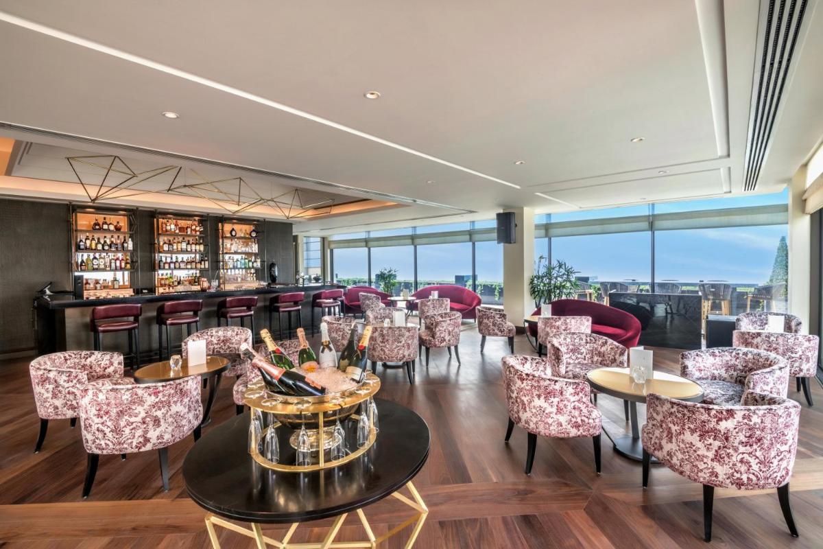Suitetrails - The Oberoi New Delhi