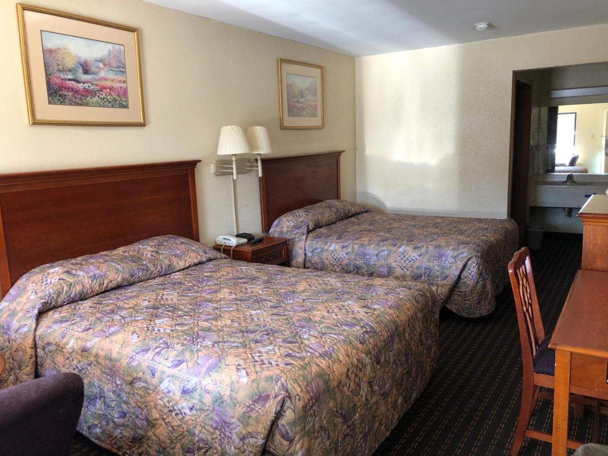 Airport Inn Motel Richmond - Housity