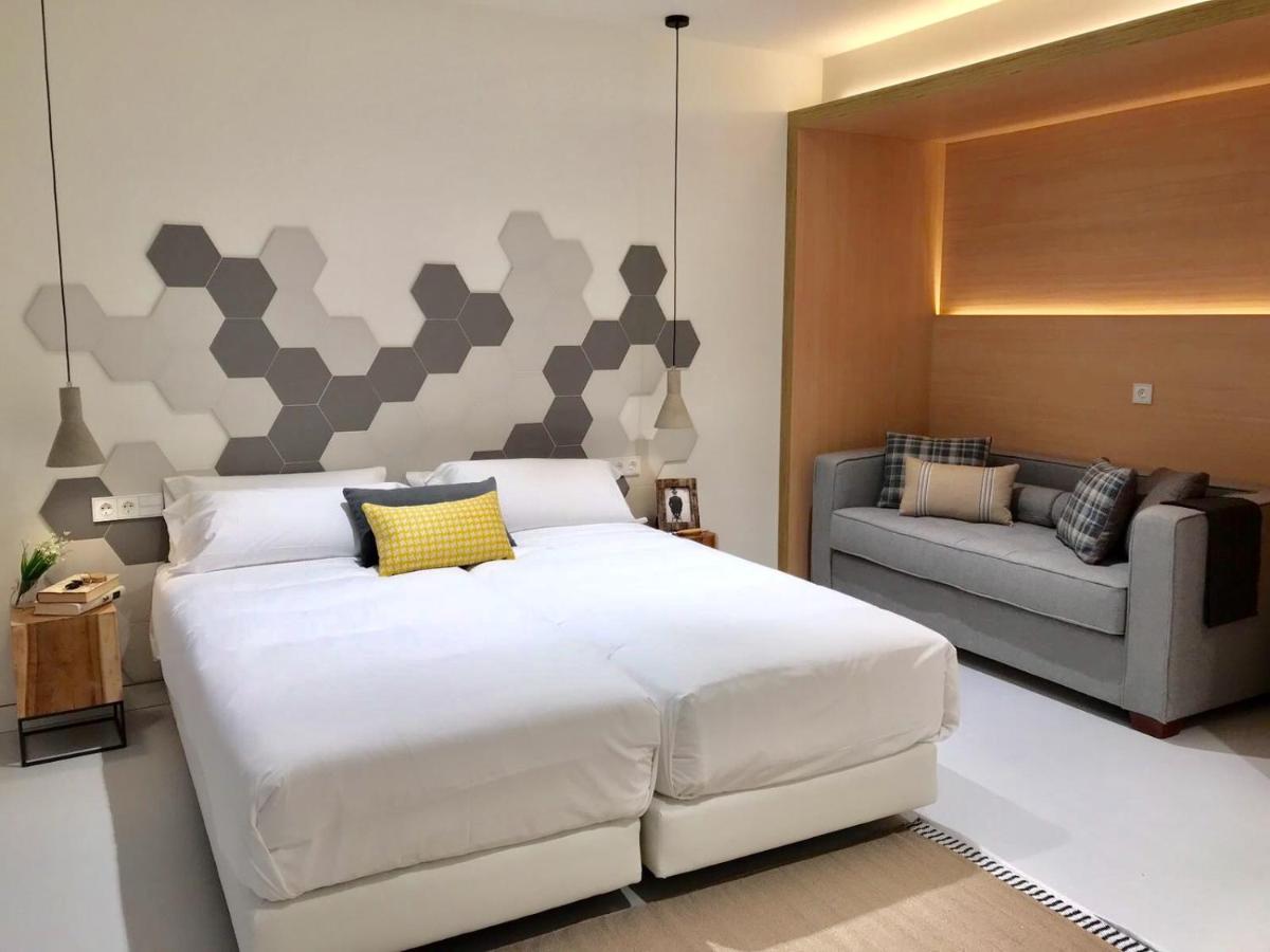 Inside Bilbao Apartments - Hizvo