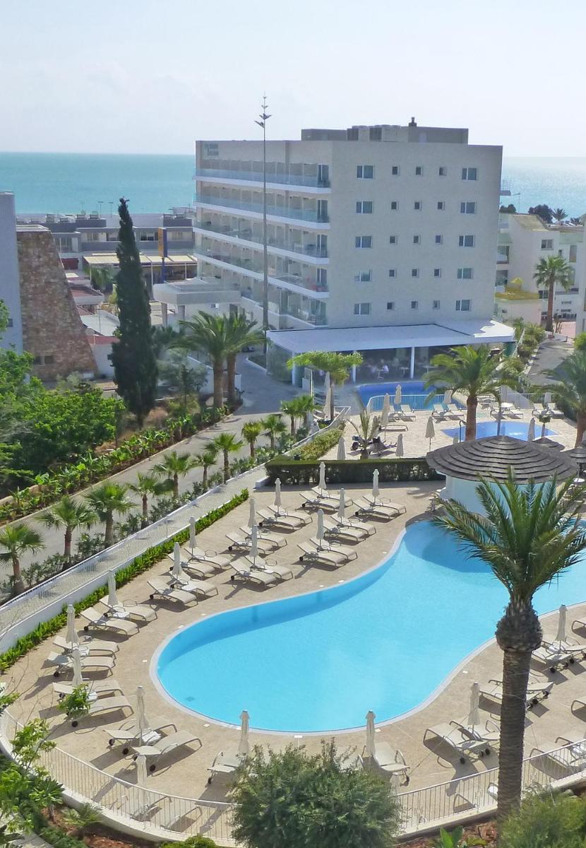 Sunrise Gardens Aparthotel - Housity
