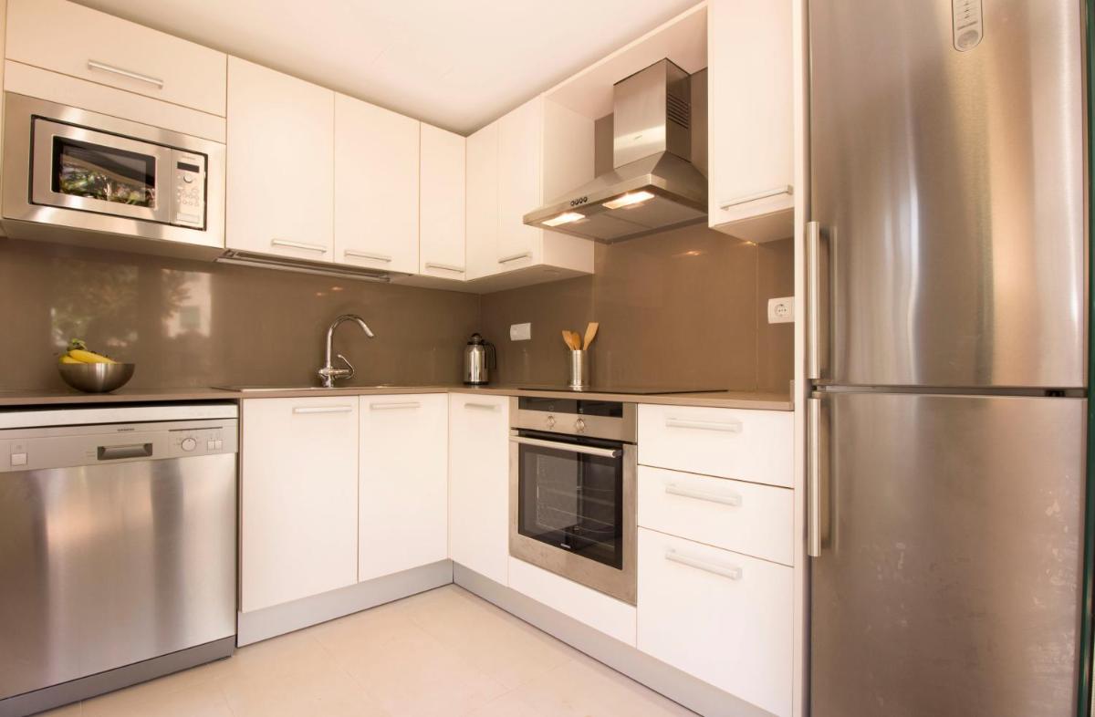 Apartamentos Elcano - Hizvo