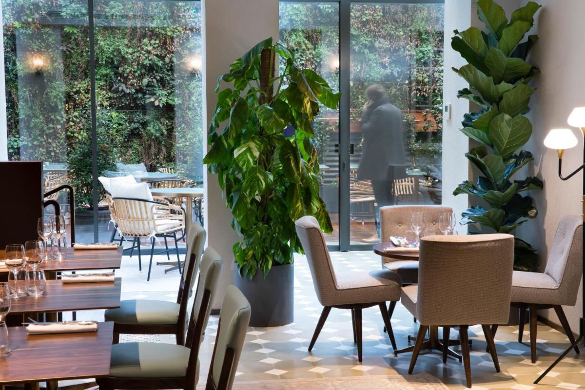 Coin salon dans l'établissement Maison Bréguet