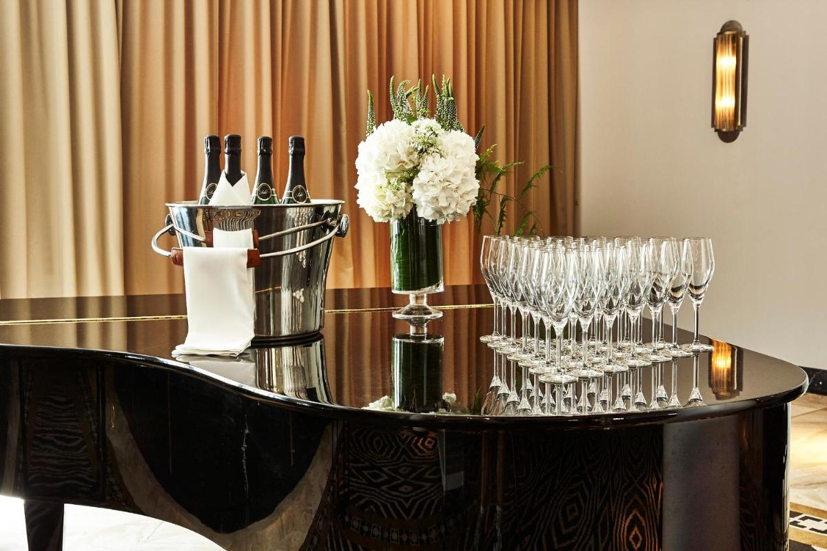 Getränke in der Unterkunft Steigenberger Hotel Bad Homburg Getränke in der Unterkunft Steigenberger Hotel Bad Homburg