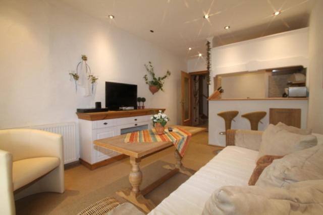 Haus Sonnenschein - Housity