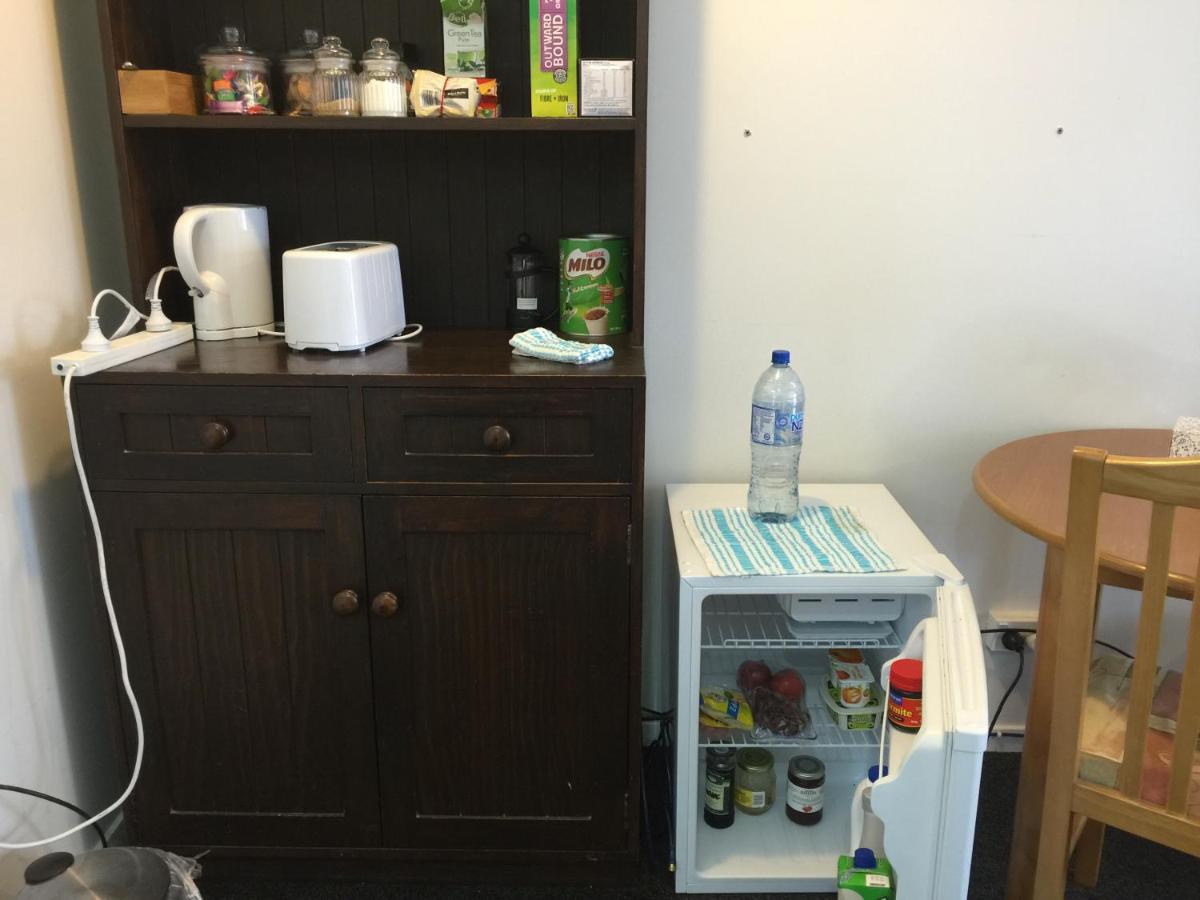 K&R Orewa homestay - Housity