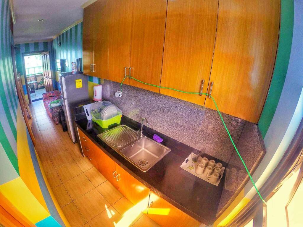 Tagaytay Bloom Breeze Cruz Apartelle - Housity