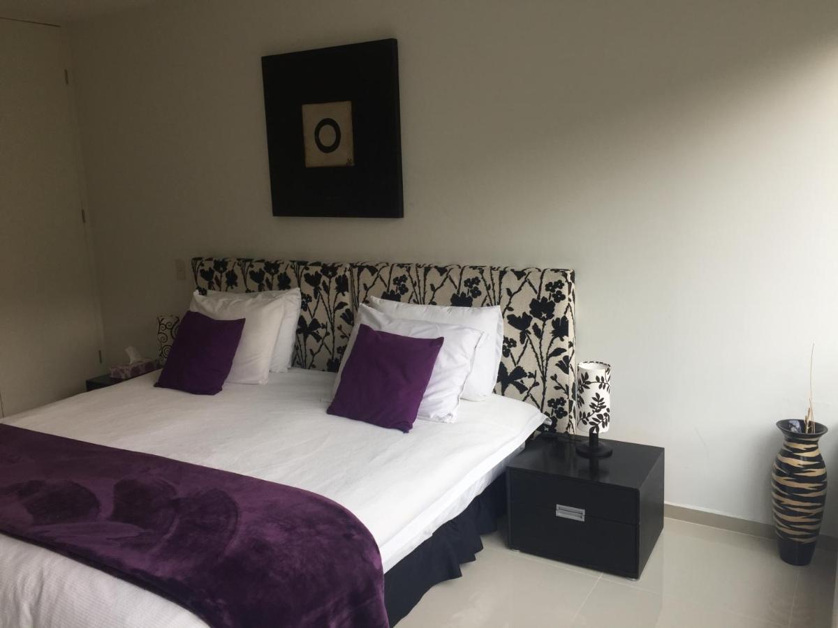 Jjm Guest House - Housity