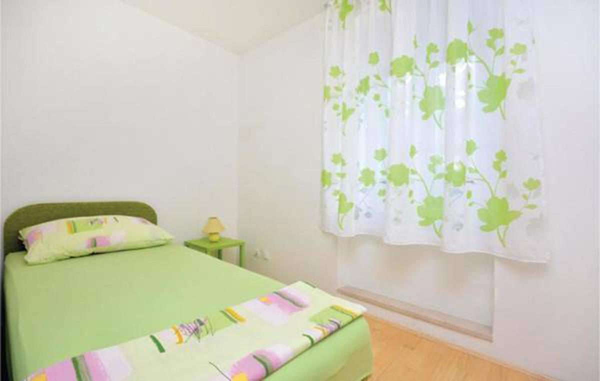 Ani Apartments - Housity