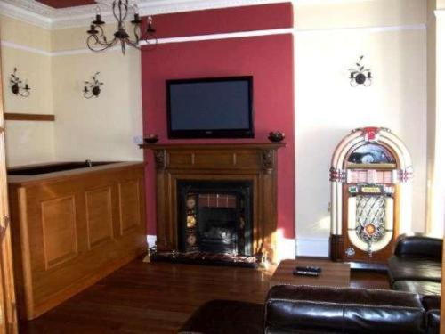 Kingsley Hotel - Housity