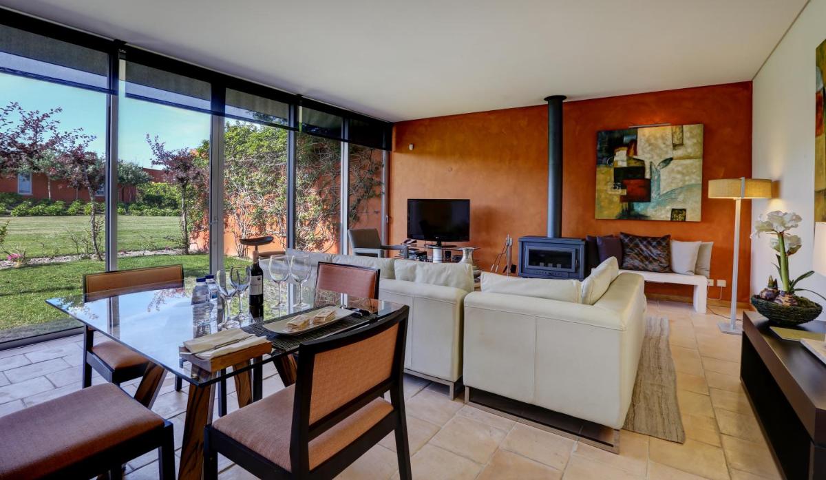 Bom Sucesso Resort - Housity