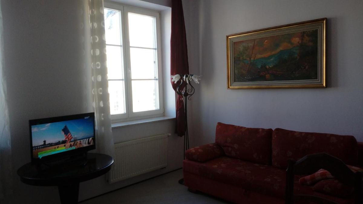 Kamienica Zacisze - Housity