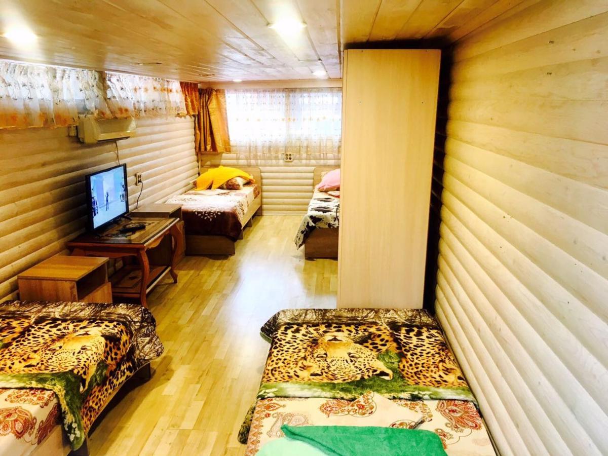 Suitetrails - Apartments Gorkogo 21