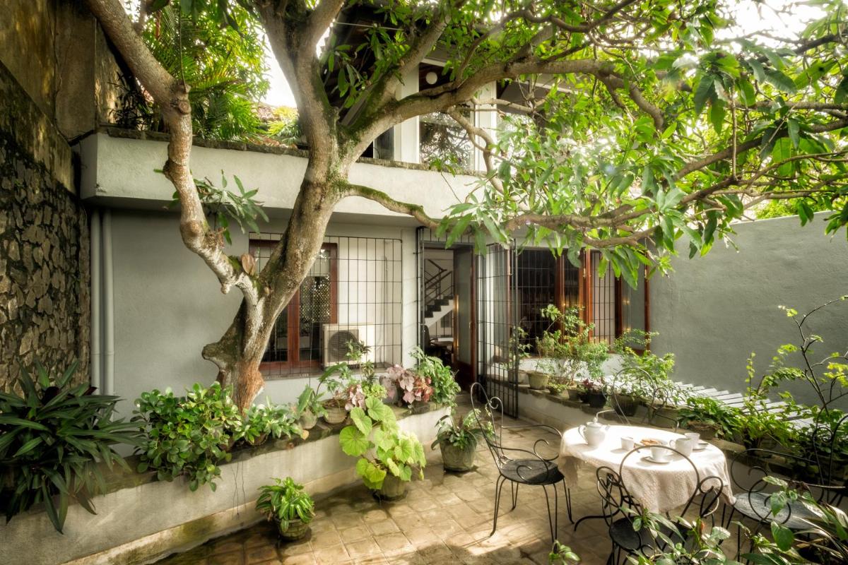 Mount Lodge Boutique Hotel - Housity