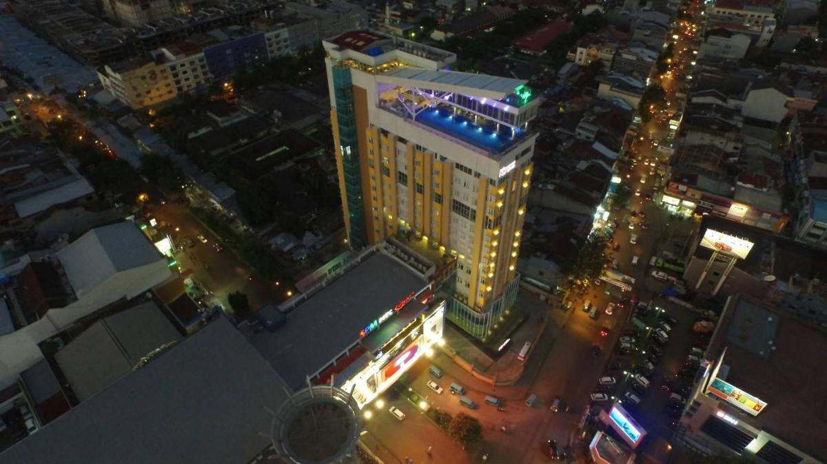 Karebosi Premier Makassar - Housity
