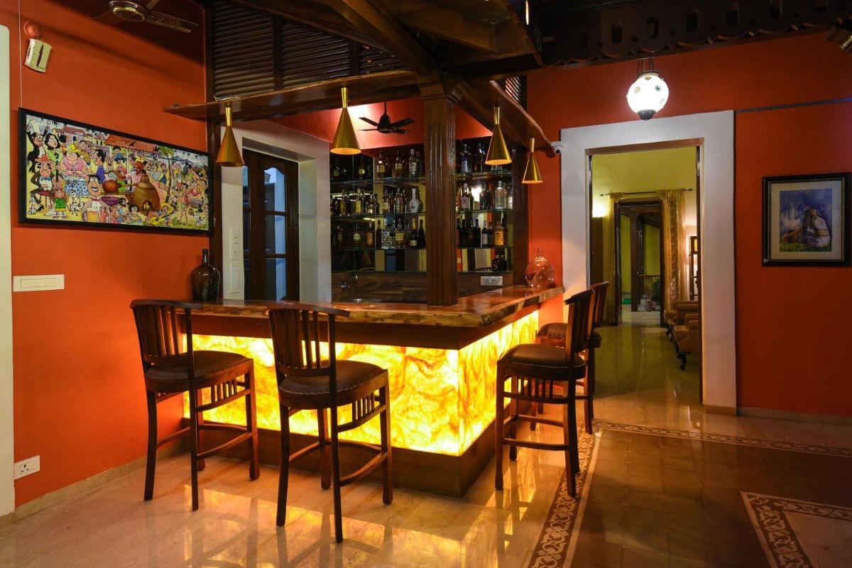 Surya Kiran Heritage Hotel - Hizvo