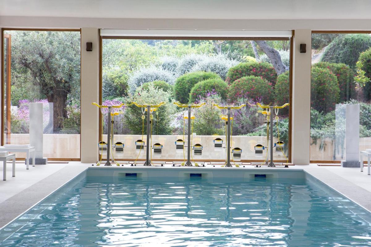 Piscine de l'établissement La Villa Calvi ou située à proximité