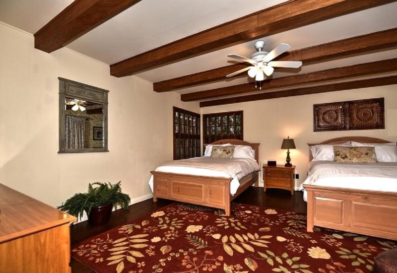 Comal Cottage on Union #291 - Housity