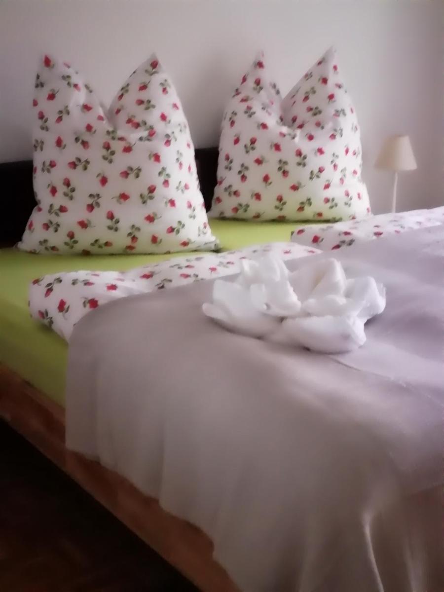 Ferienwohnung "Zur Biene" - Housity