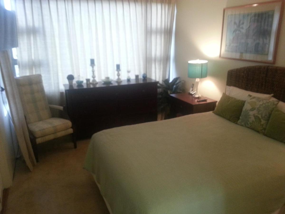 THE ALI'I SUITE at WAIKIKI BANYAN - Housity