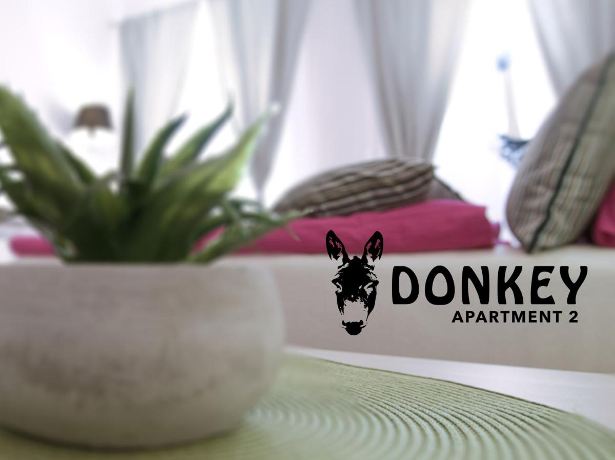Donkey 2 - Housity