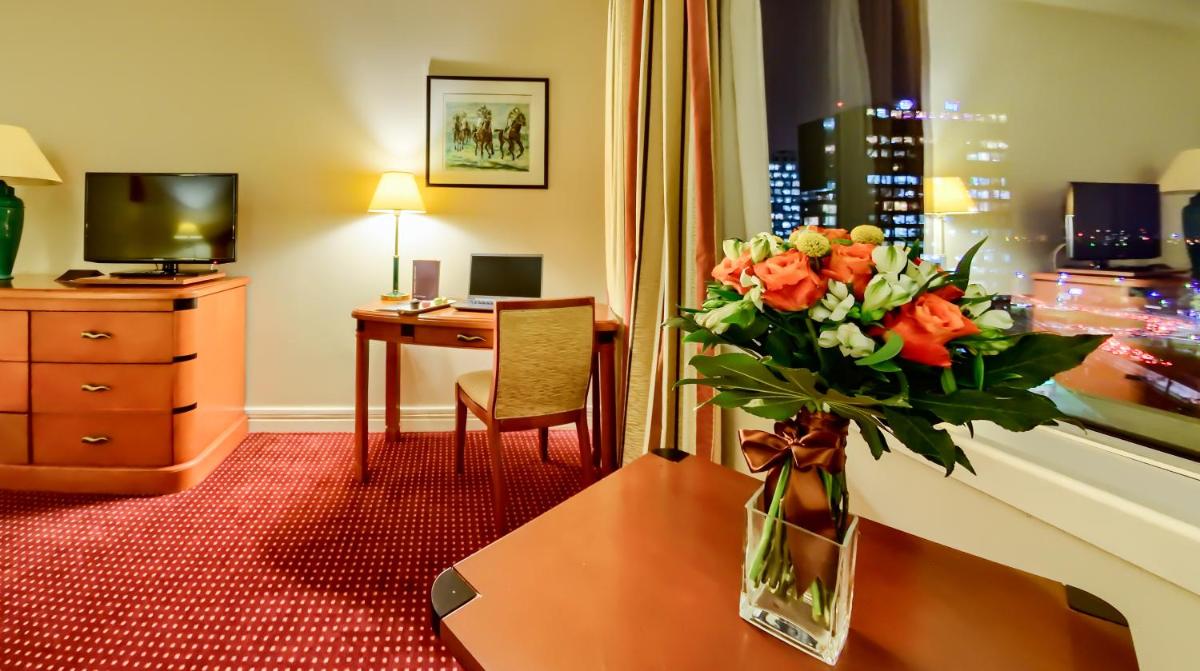 Pullman Bucharest World Trade Center - Housity