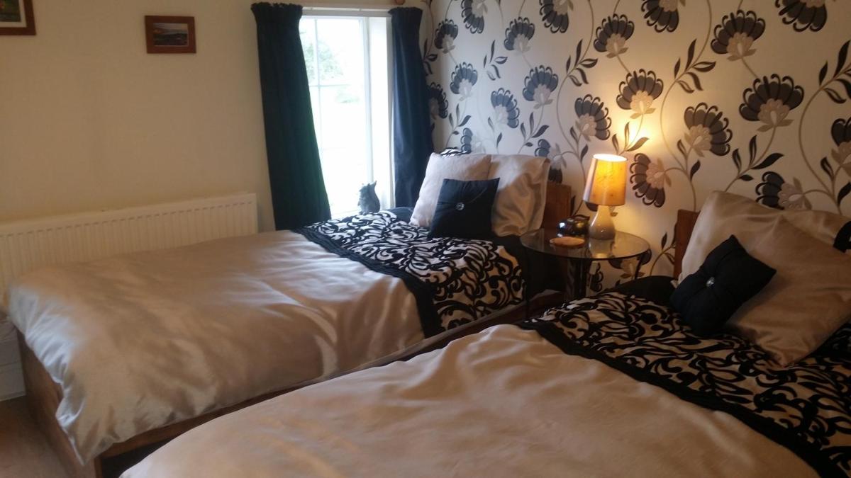 Kingsmede Bed & Breakfast - Housity