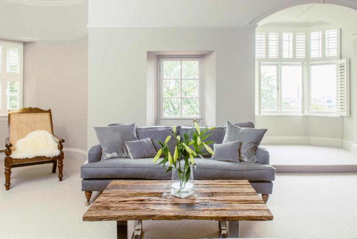 Ramsay Gardens - Grand 4-Bedroom Apartment Next To Castle - Housity