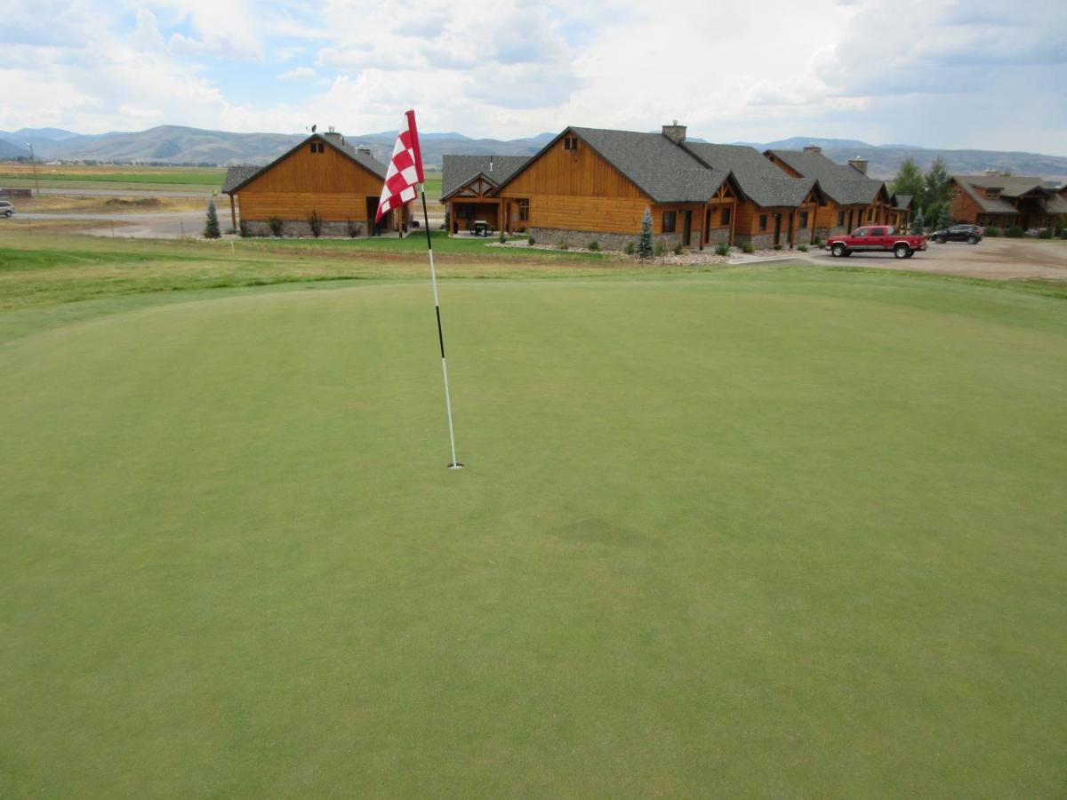 Townhomes on the Green - Housity