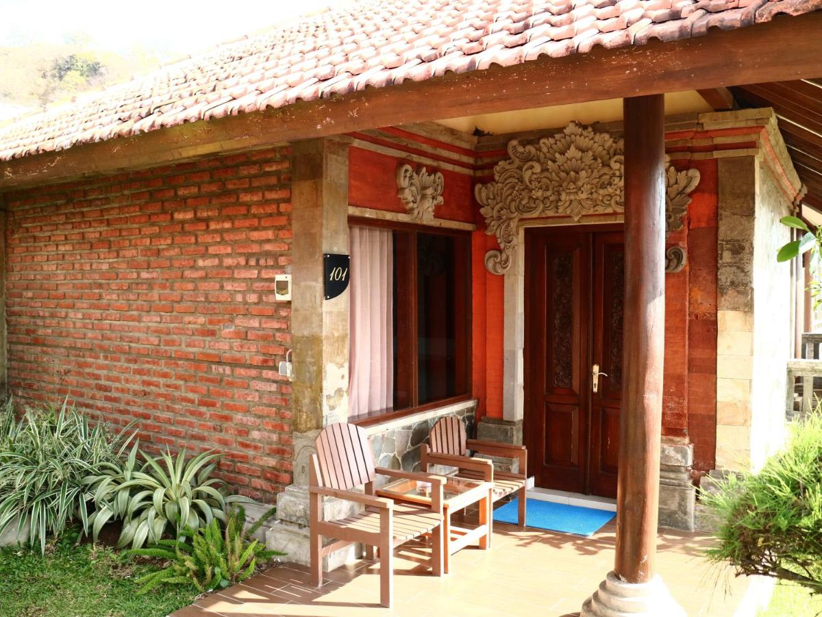 Watu Dodol Hotel & Restaurant - Housity