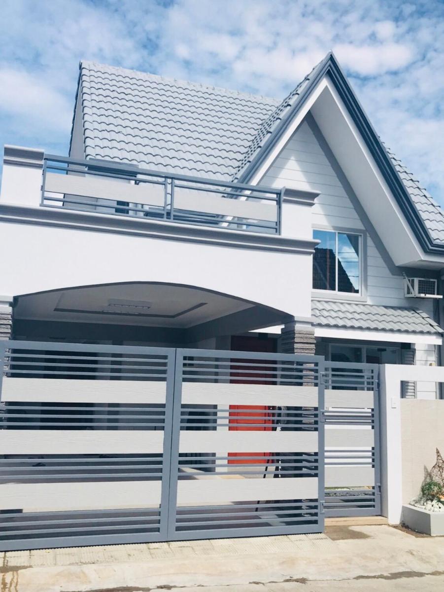 Hillary Timog Park Homes - Housity
