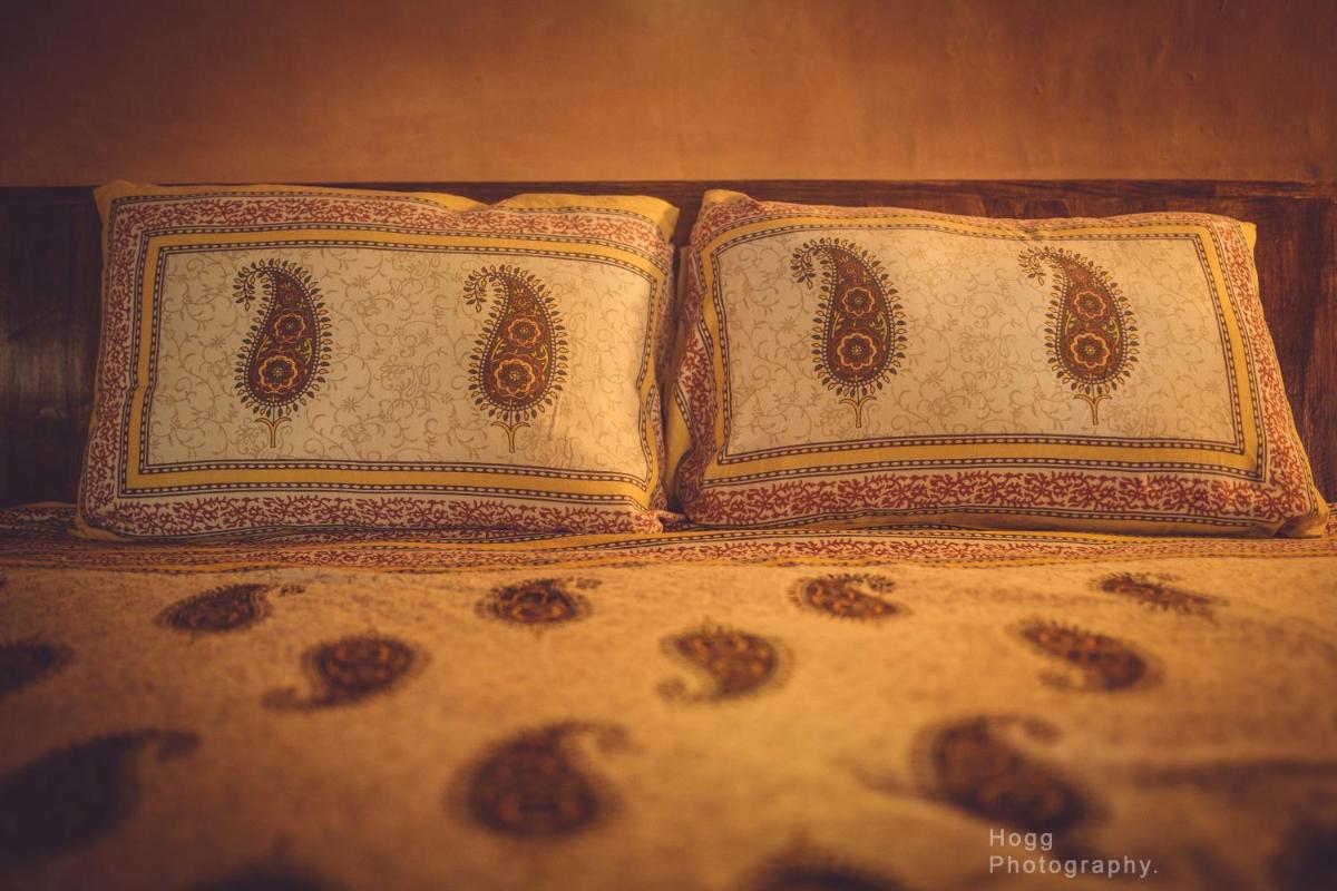 Kissing trees Homestay - Housity