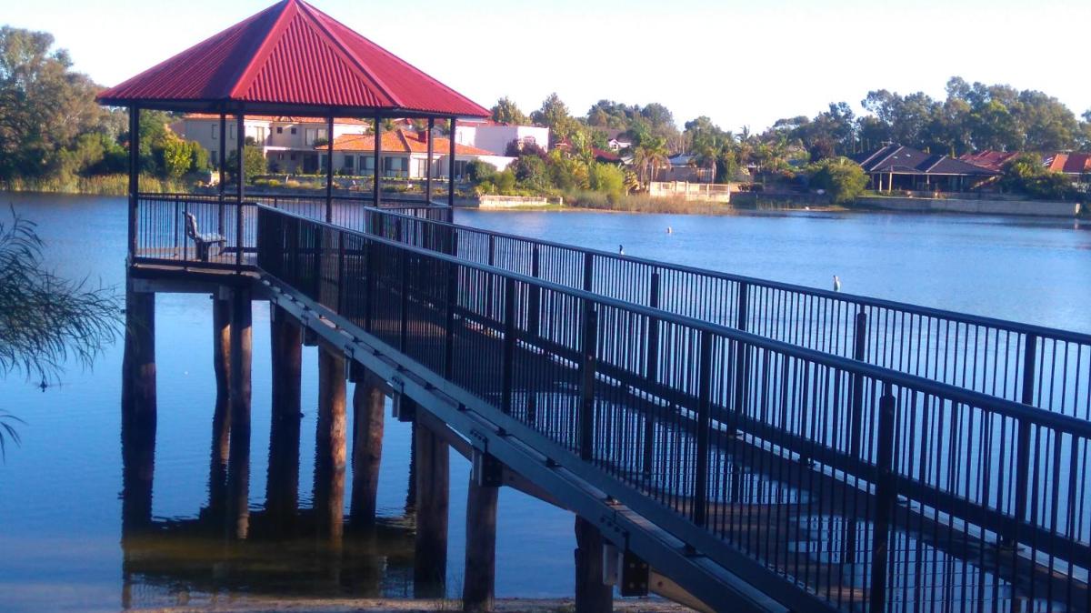 Suitetrails - Lake Estate Stay