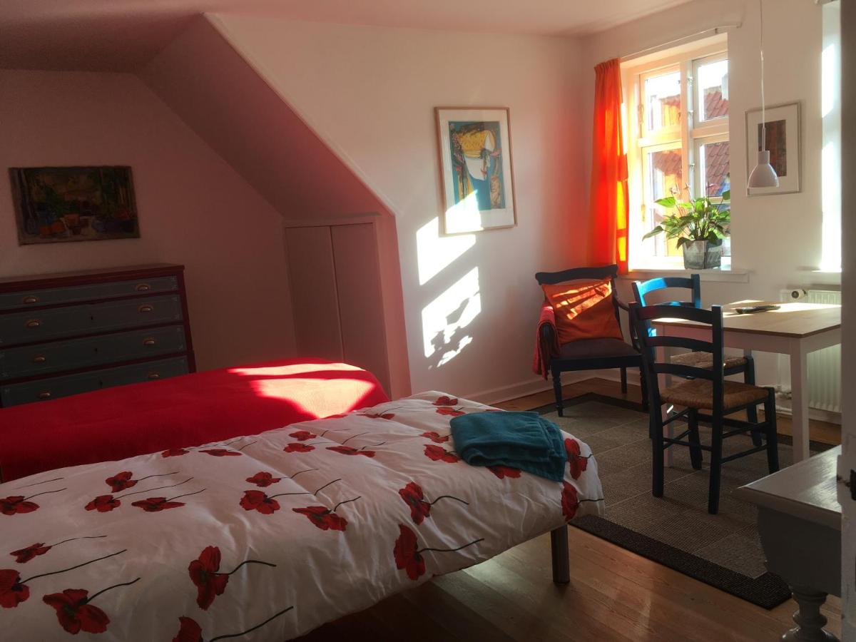 Jan og Inges Bed & Breakfast - Housity