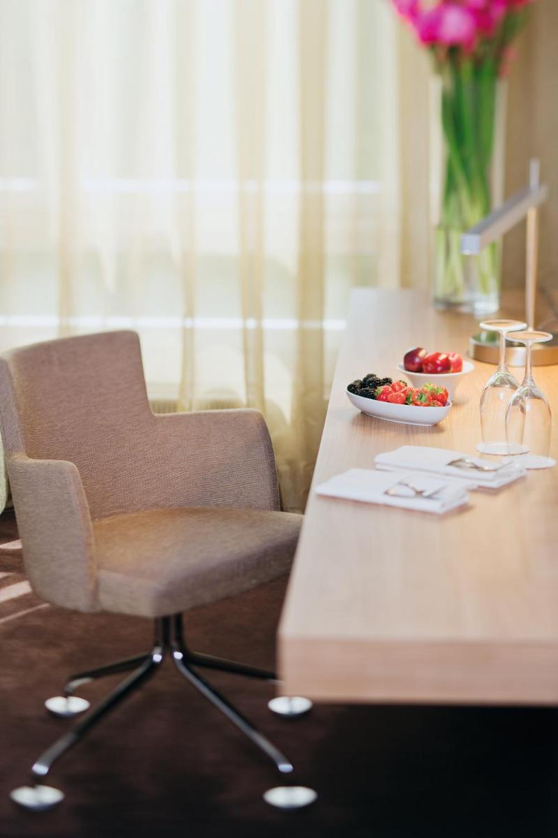 Mövenpick Hotel Zürich-Regensdorf - Housity