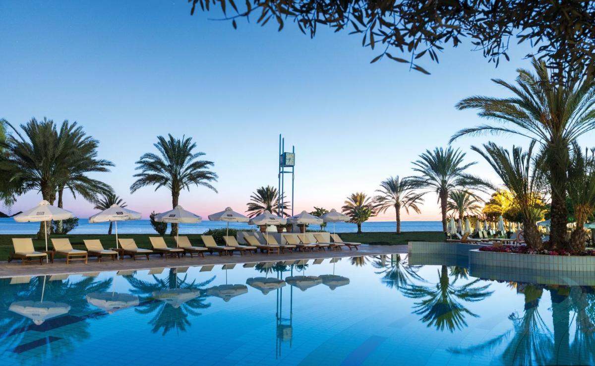 Constantinou Bros Athena Royal Beach Hotel - Housity