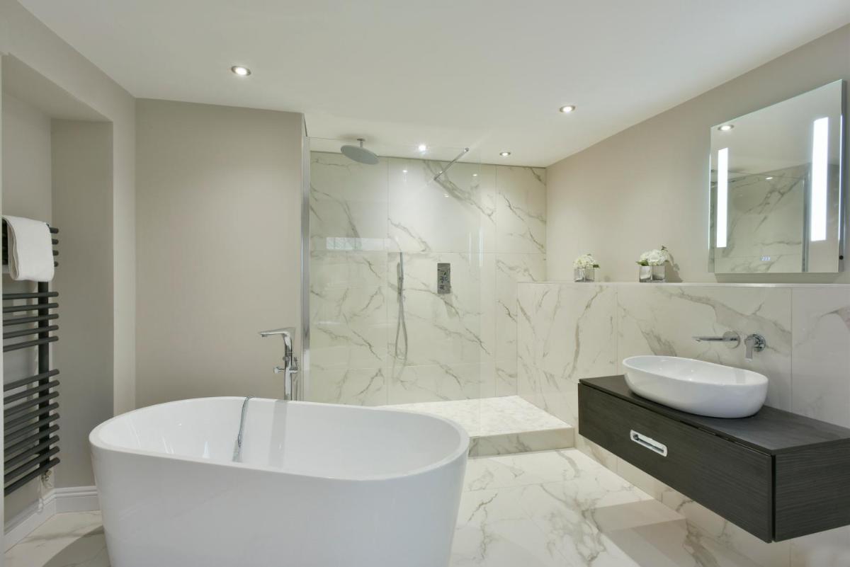 31 Meridian Place - Housity